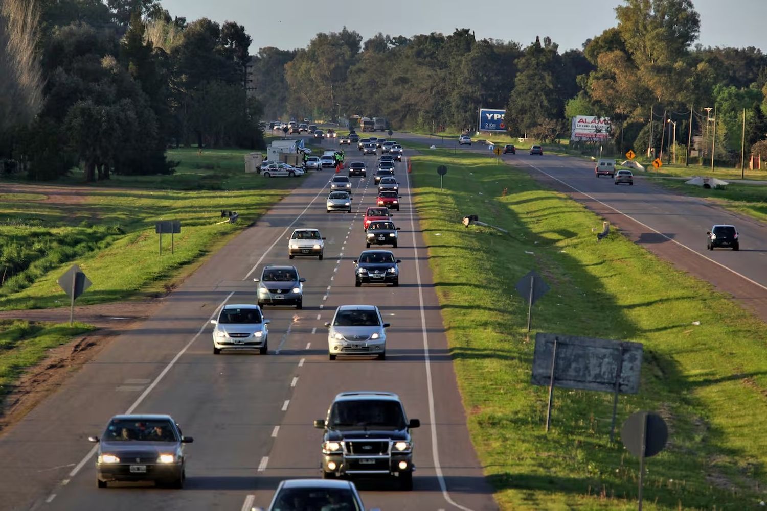 Aubasa invertirá 56 mil millones para continuar con la repavimentación de la Autovía 2